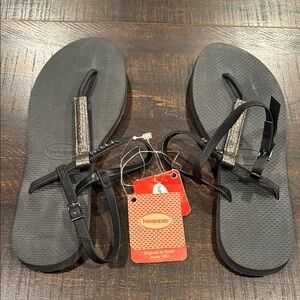 Havaianas Black Sandals with Sparkling Silver Straps NWT